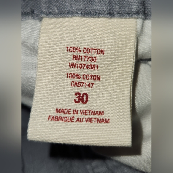 Mossimo Cargo Sharts - Men's Size 30 - Picture 4 of 4